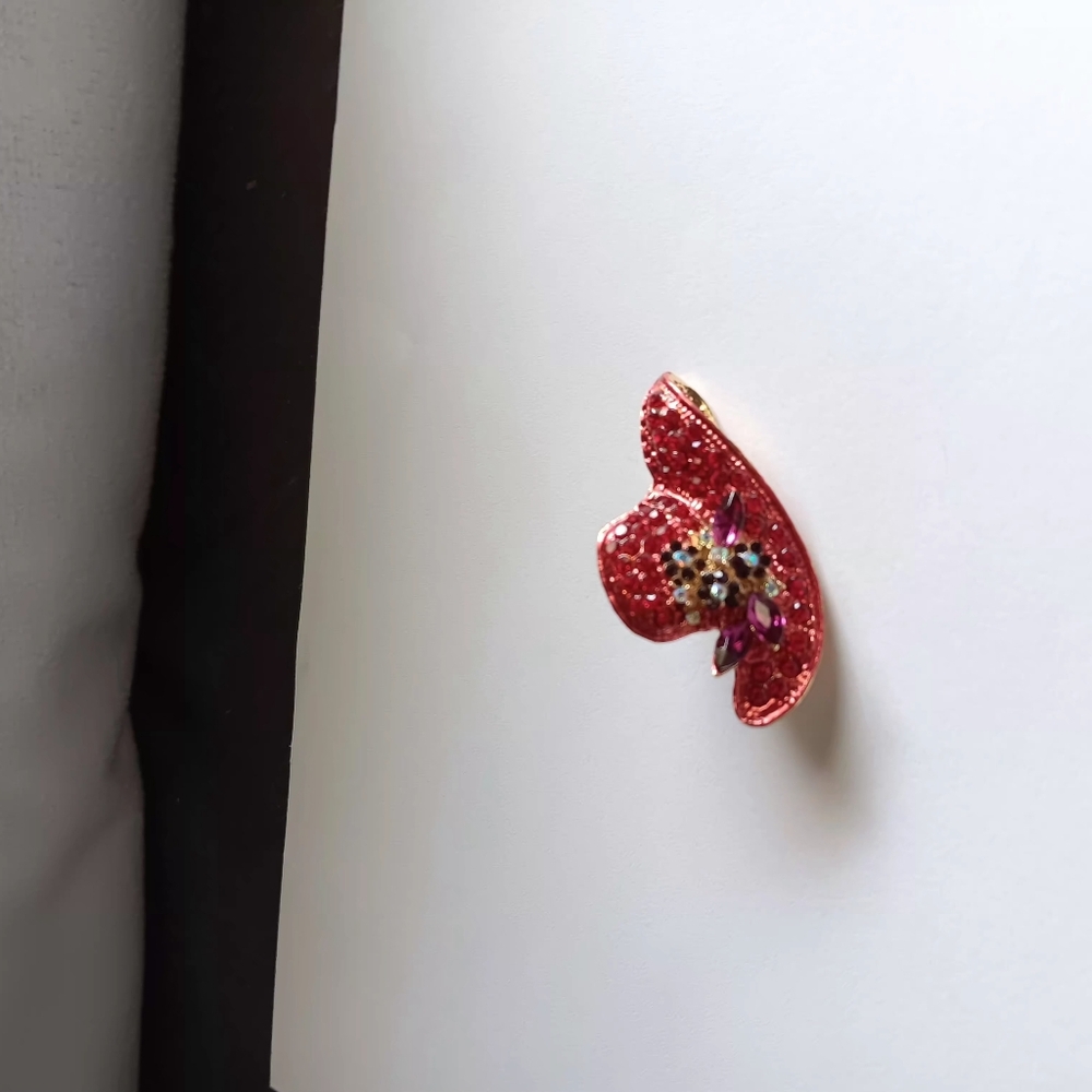 Red Rhinestone Hat Pin Brooch - Picture 3 of 7